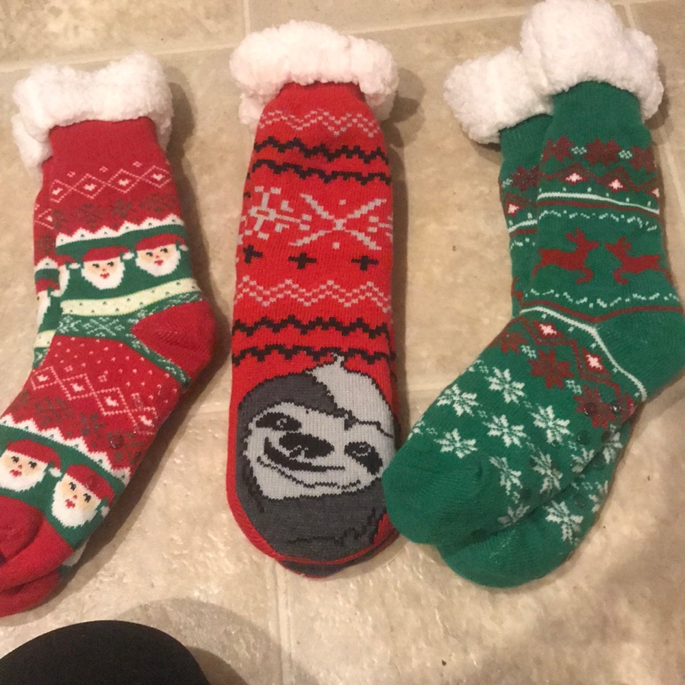 3 pairs of holiday cozy socks never worn